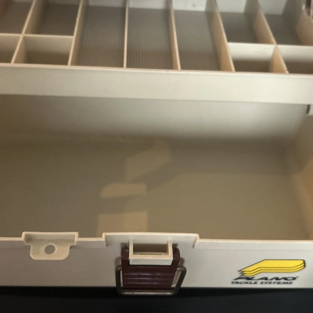 VINTAGE  Plano Tackle Box Model 3200- 2 Tier Fold Out Tray Fishing Made in USA